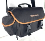 Beseler Vintage Camera Bag Nylon Black Shoulder Case 11 X 9 Padded Compartments. Fixed Price $19.95.